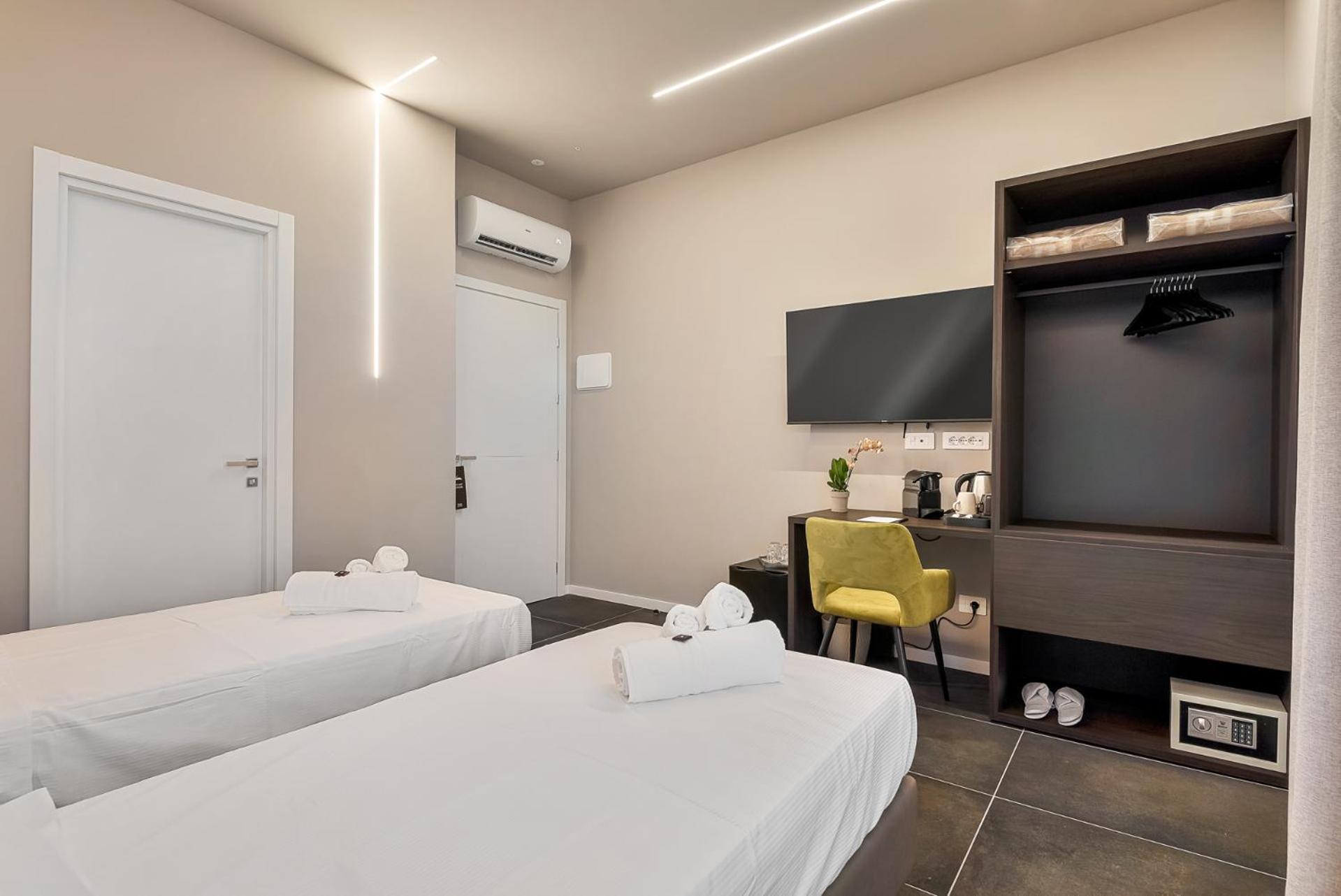 D & D Rooms Специя Экстерьер фото