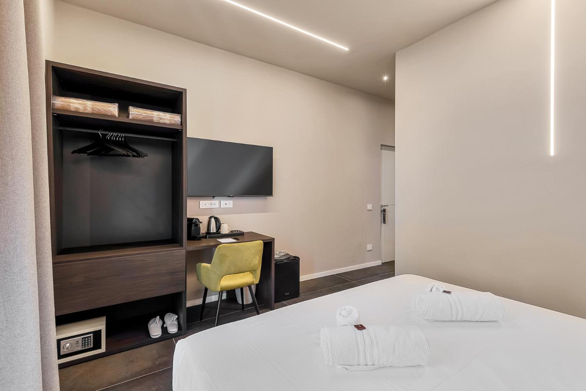 D & D Rooms Специя Экстерьер фото