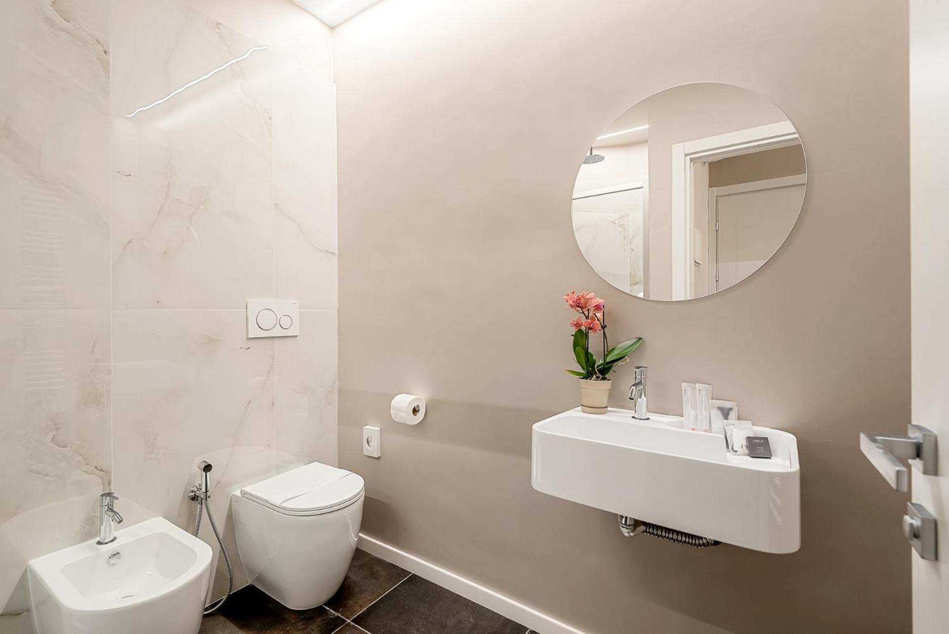 D & D Rooms Специя Экстерьер фото