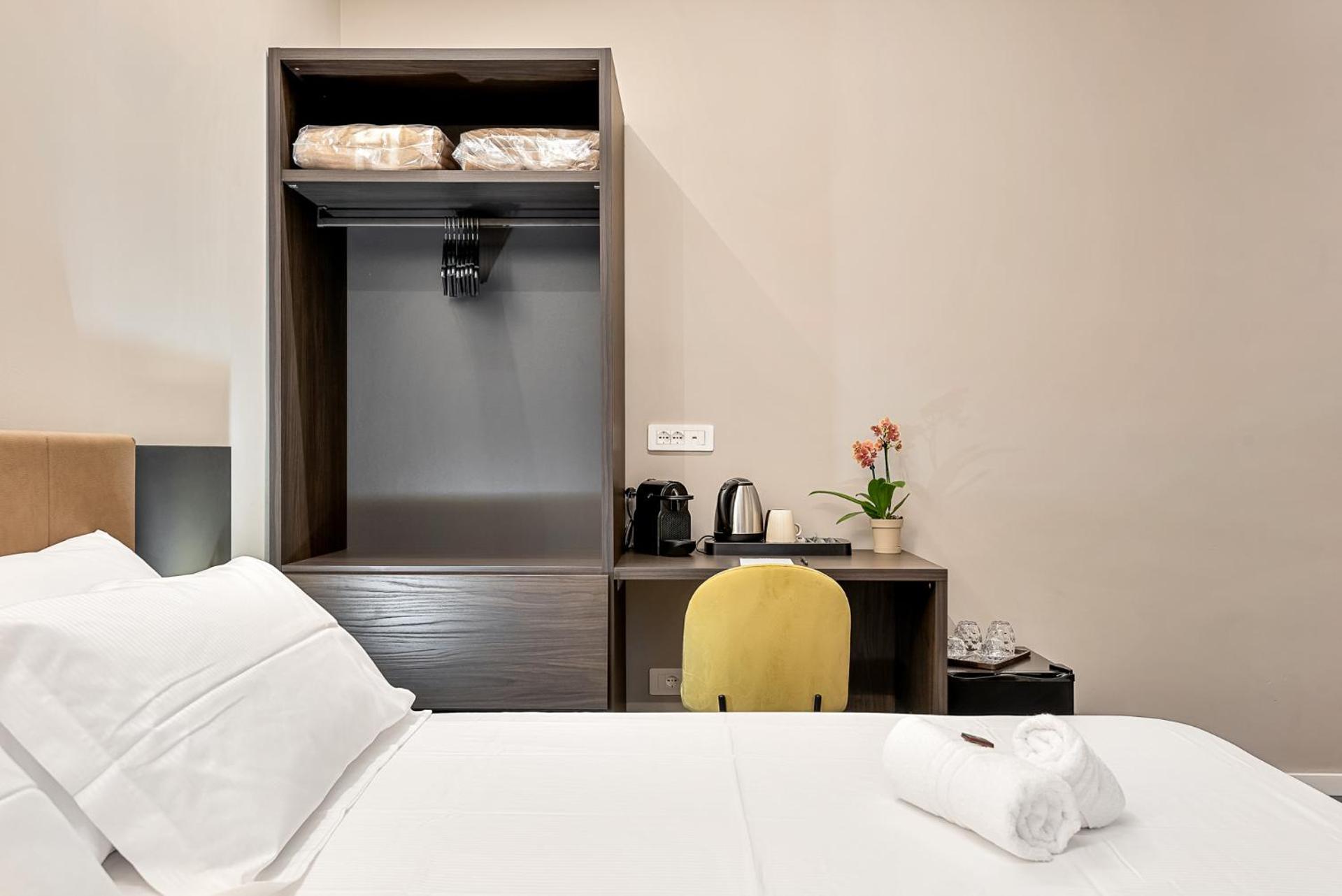 D & D Rooms Специя Экстерьер фото