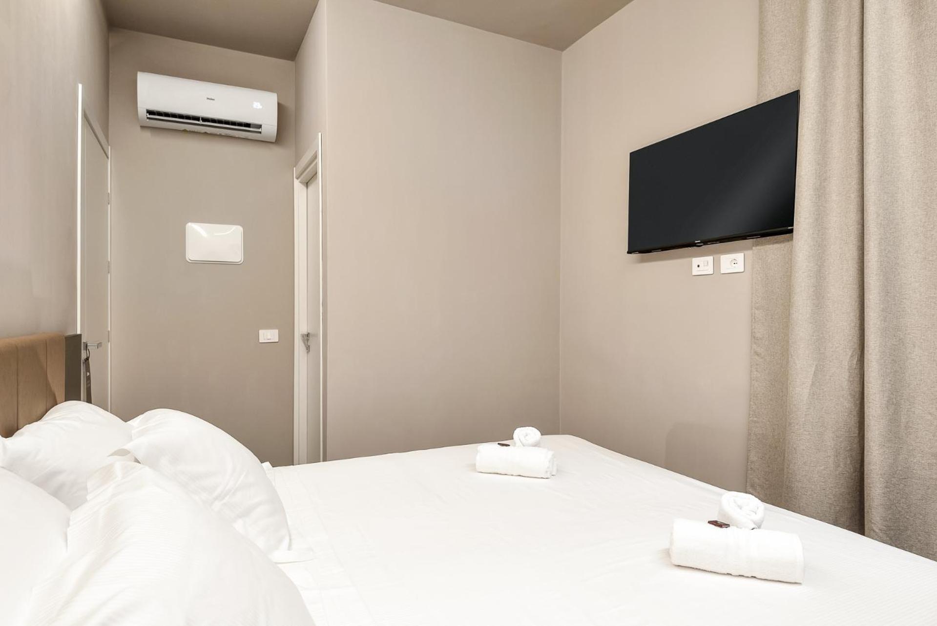 D & D Rooms Специя Экстерьер фото